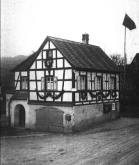 das Feuerlöschrequisitenhaus mit Krankenstube aus dem Jahre 1879 (Aufnahme 1935/36)